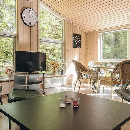 Spacious Retreat By Limfjorden - By Traum * Sillerslev