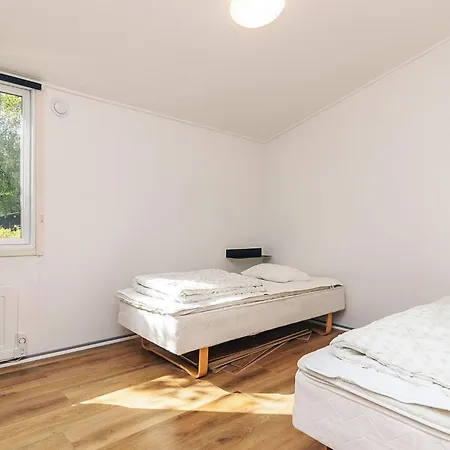 Spacious Retreat By Limfjorden - By Traum
