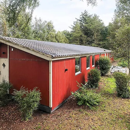 Spacious Retreat By Limfjorden - By Traum